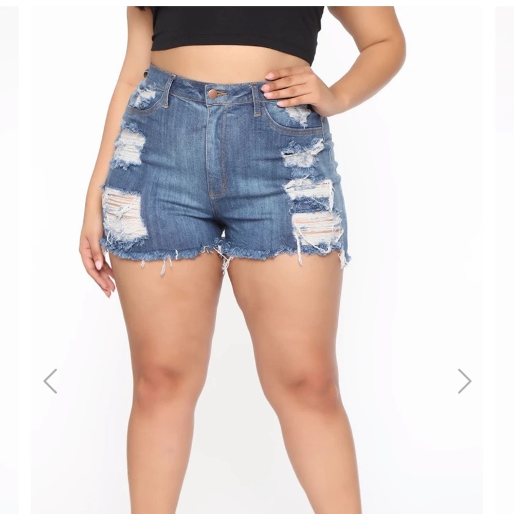 Keep In Touch Distressed Shorts - Dark Wash